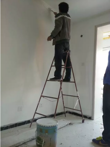 保定新民局友情漆裝修現(xiàn)場