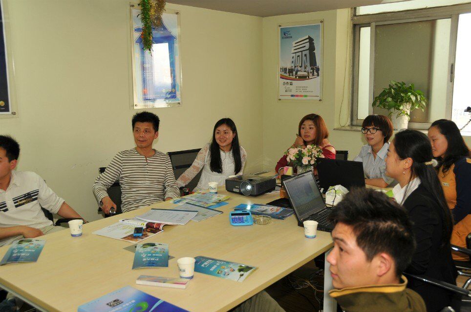 友情漆加強(qiáng)培訓(xùn)服務(wù),提升加盟商經(jīng)營(yíng)能力 友情漆加強(qiáng)培訓(xùn)服務(wù),提升加盟商經(jīng)營(yíng)能力